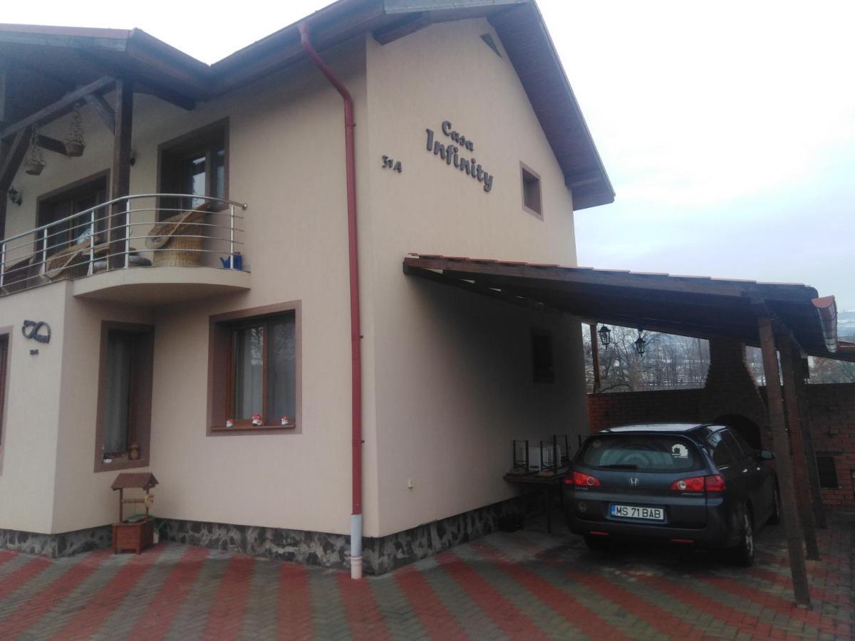 Casa Infinity Hotel Sovata Buitenkant foto